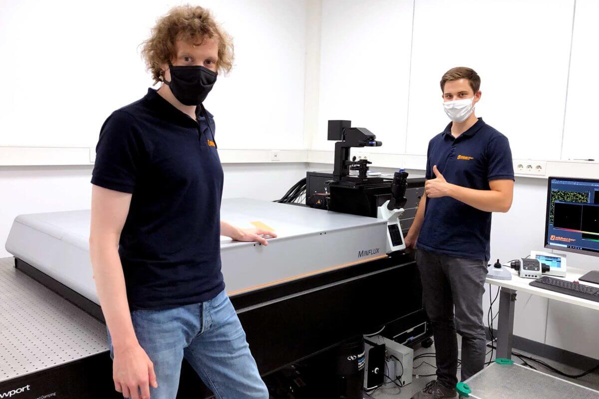 abberior's technicians installing MINFLUX at EMBL Imaging Centre